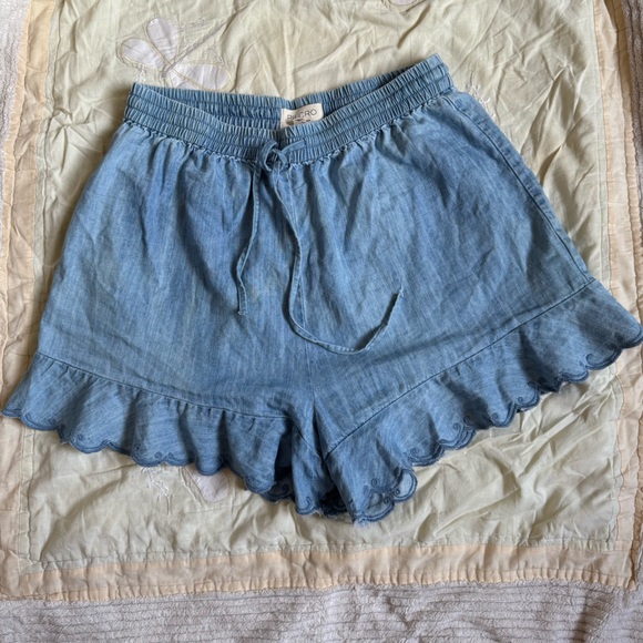 Pilcro Anthropologie Chambray Shorts - Picture 2 of 7
